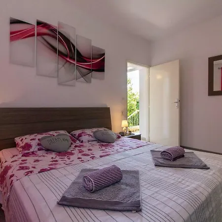 Borna * Ζαντάρ