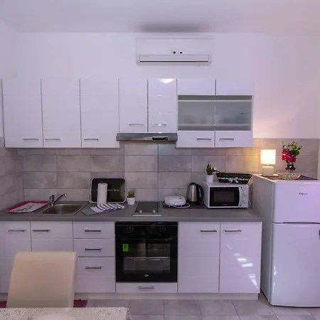 Borna Apartment Zadar